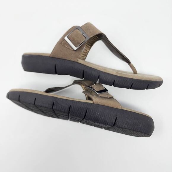 Aerosoles beige nubuck leather T-strap Adjustable buckle Comfort Sandals 10M EUC - Picture 6 of 8
